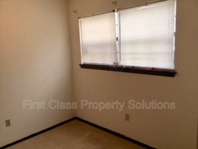 Foto del edificio - 3605 N Kelley Ave