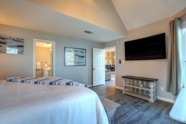 Foto del edificio - 8606 Columbia Dr