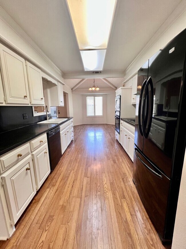 Foto del edificio - 4 Bedroom in the Meadows