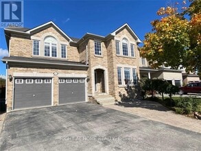 Building Photo - 150 Maria Antonia Rd