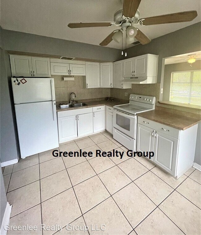 Building Photo - 3 br, 1 bath House - 5326 Berkley Rd.