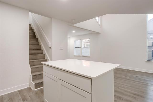 Building Photo - 7900 Brookriver Dr