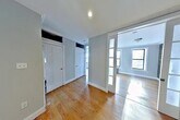 Foto principal - 326 E 100th St