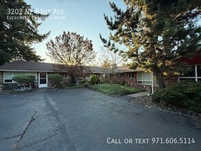 Building Photo - 3202 NE 81st Ave