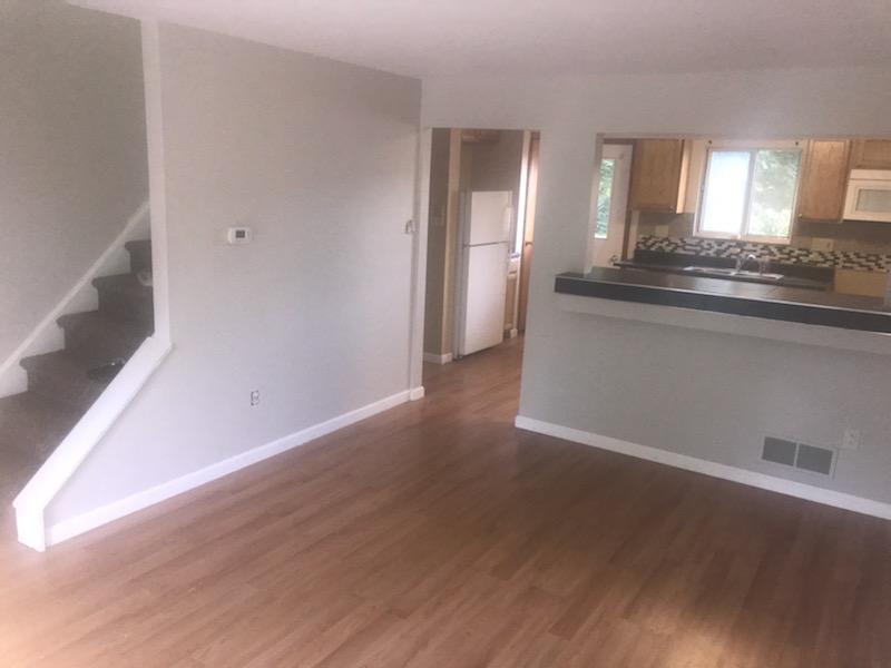 738 Washington Ave, Carnegie, PA 15106 Townhouse for Rent in Carnegie, PA