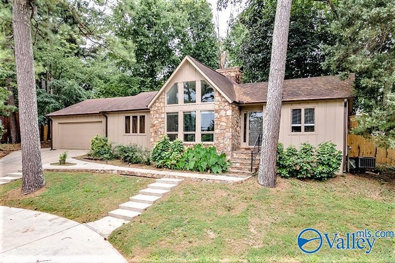 Primary Photo - 710 Crestview Dr