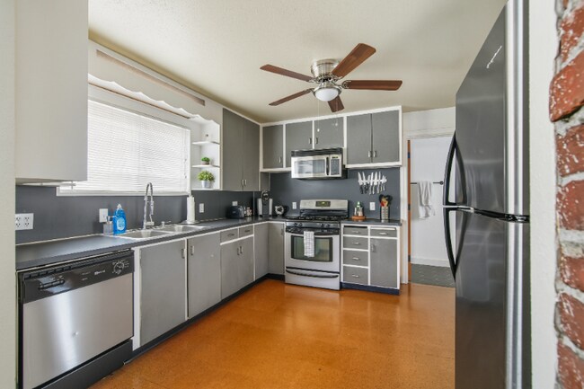 Foto del edificio - 1229 SE 36th Ave