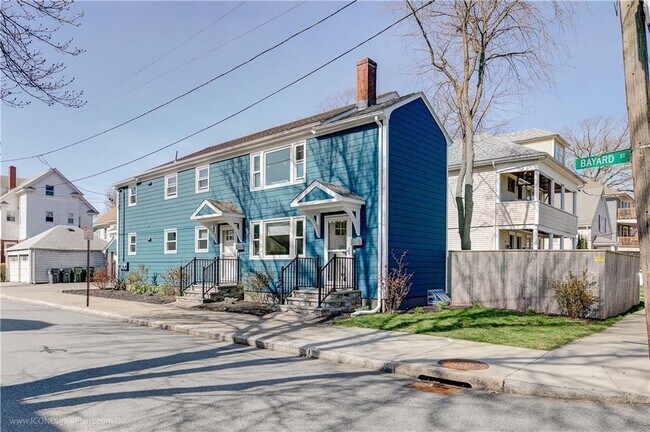Building Photo - 30 Bayard St