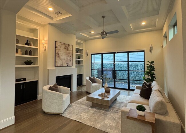 Foto del edificio - 1902 W 25th St