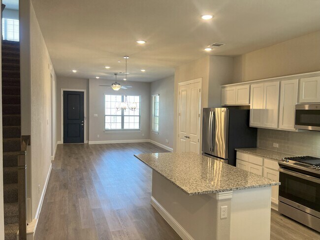 Building Photo - 6500 Iron Horse Blvd