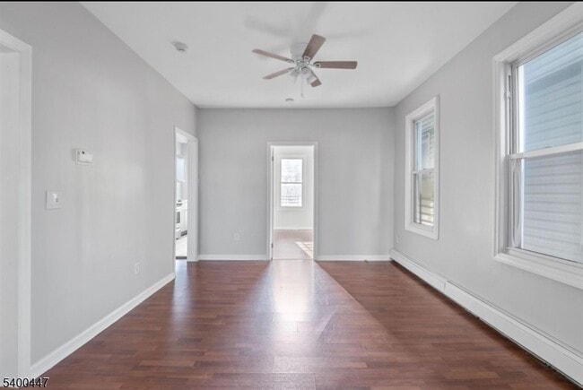 Building Photo - 35 McAdoo Ave