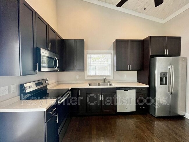 Foto del edificio - 407 Spears Ave