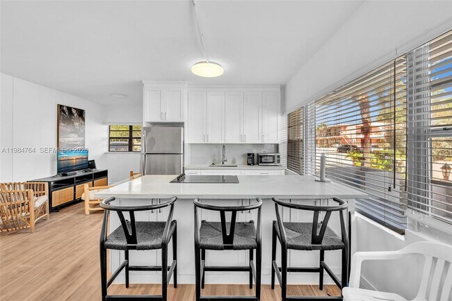 Foto del edificio - 4144 El Mar Dr