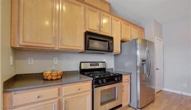 Building Photo - 6250 W Arby Ave