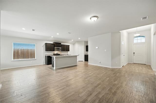 Foto del edificio - 516 Foxhunter St
