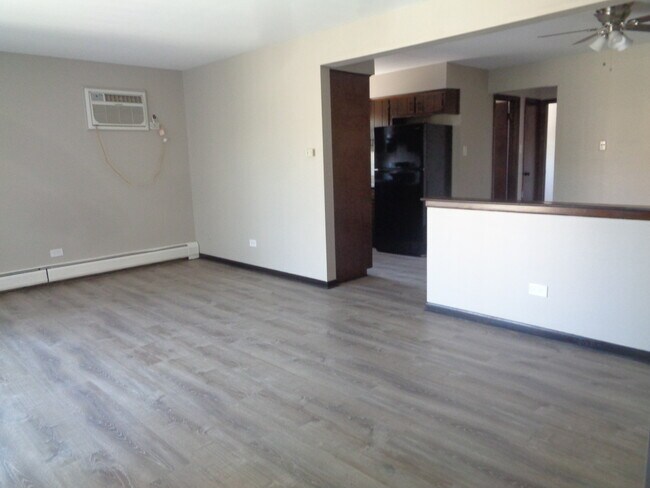 Foto del edificio - 7041 99th St
