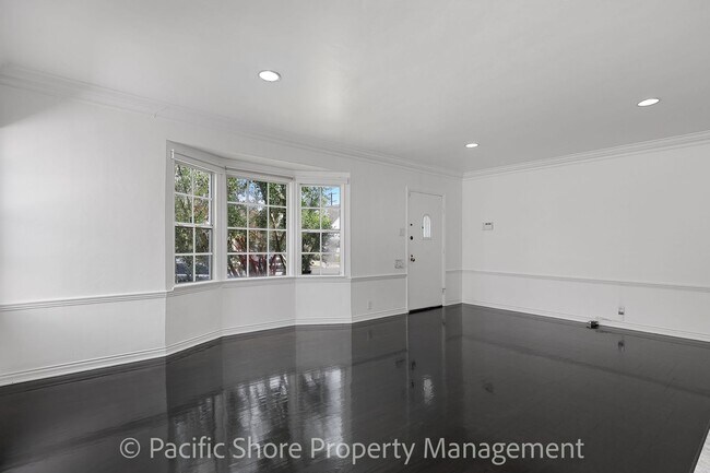 Building Photo - Stunning Picfair Village Home with Private Backyard Oasis & Modern Upgrades