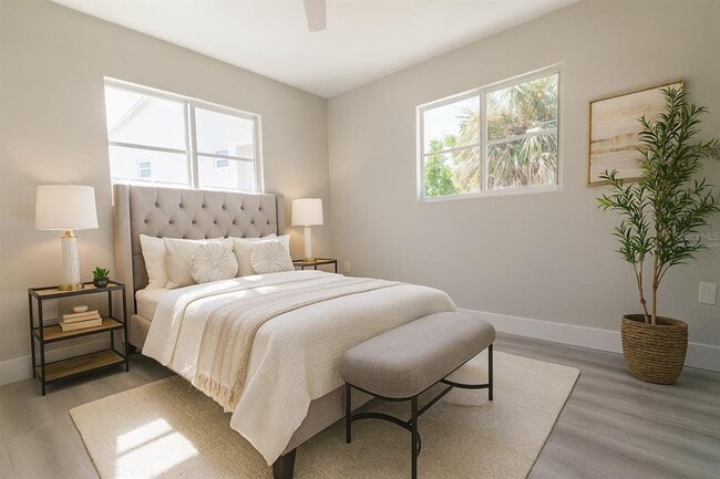 Foto del edificio - 5039 N Beach Rd