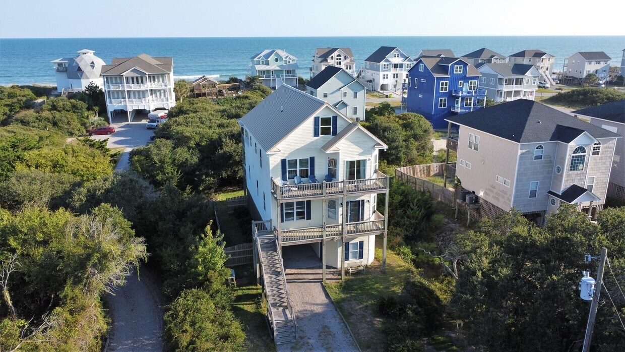 Primary Photo - North Topsail Beach 5 Bedroom 4.5 Bathroom...