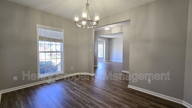 Foto del edificio - 612 Park York Ln