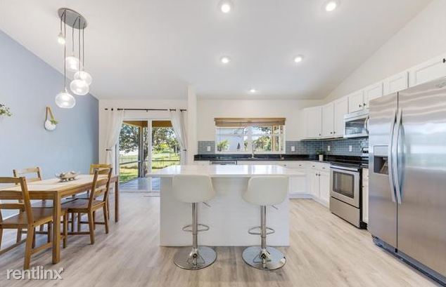 3 br, 2 bath House - 6140 Laurelwood Drive... photo'