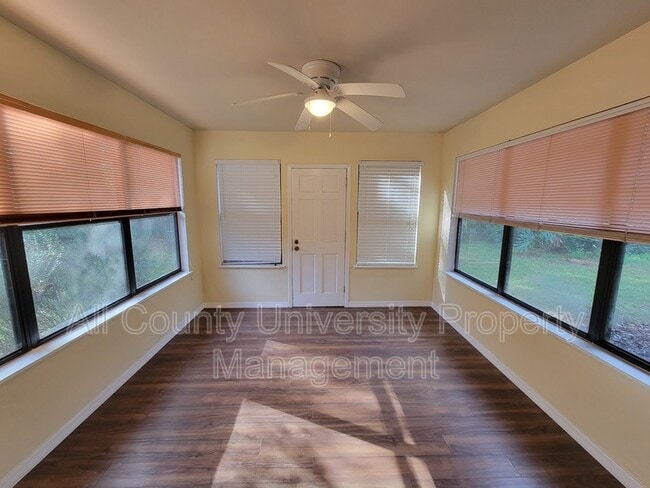 Building Photo - 4821 NW 33rd Pl