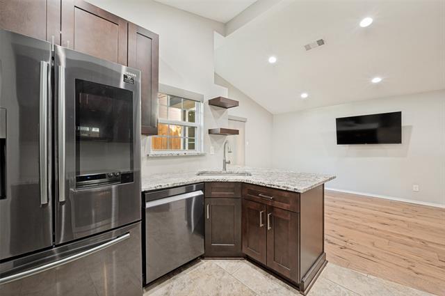 Foto del edificio - 2759 Harbinger Ln