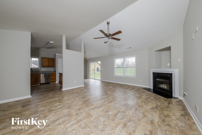 Building Photo - 489 Camden Ridge Dr