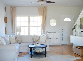 Photo - 2036 Pinecrest Dr Townhome