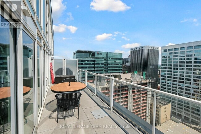 Building Photo - 199 Slater St.