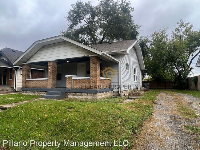 Building Photo - 2 br, 1 bath House - 907 N Gladstone Ave