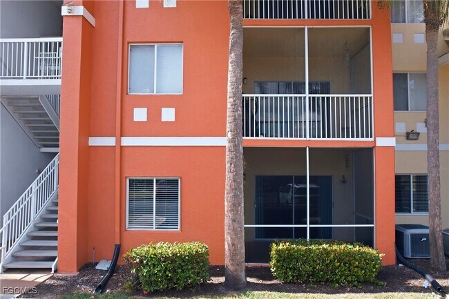 Foto del edificio - 6490 Aragon Way