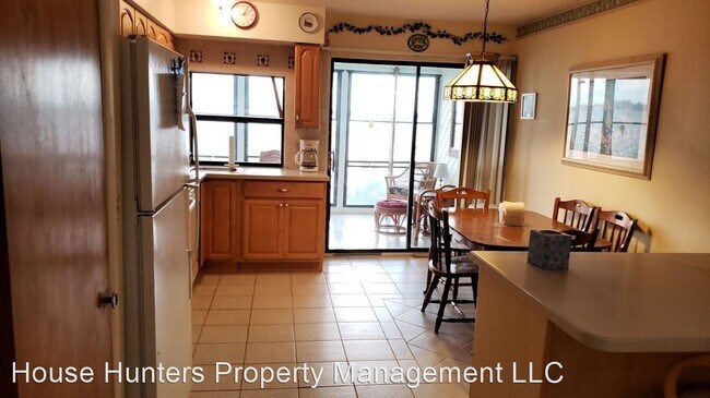 Building Photo - 2 br, 1 bath House - 5041 N Beach Rd Unit 2A