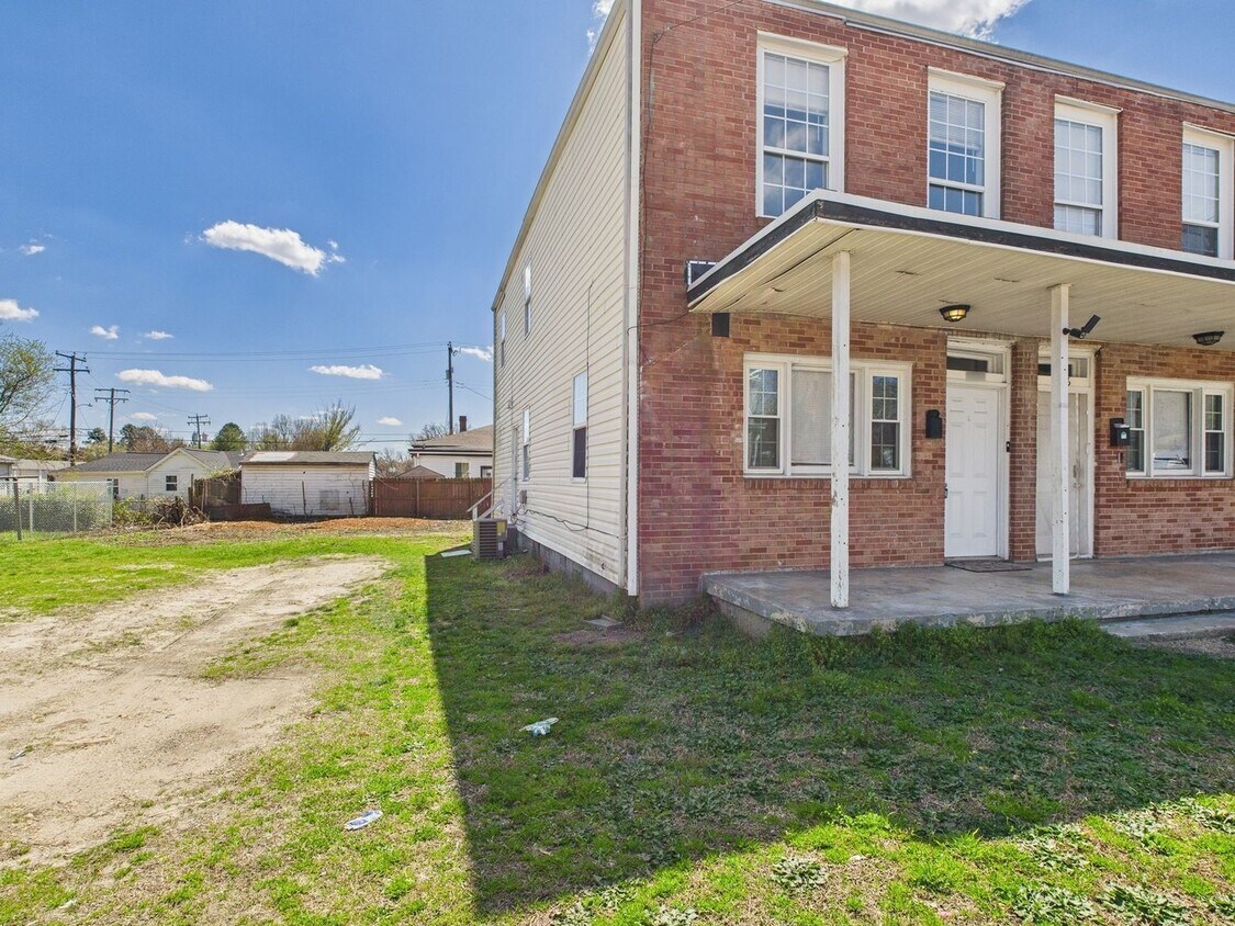 Foto principal - 1454 Ferndale Ave