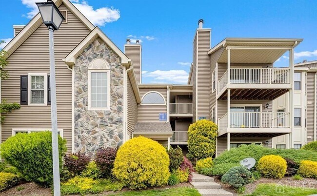 Building Photo - 431 Meade Ct