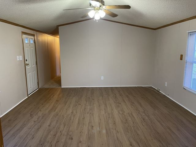 Building Photo - 848 Birchwood Dr