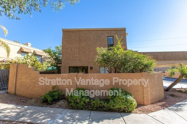 Foto del edificio - 10414 N 11th Pl