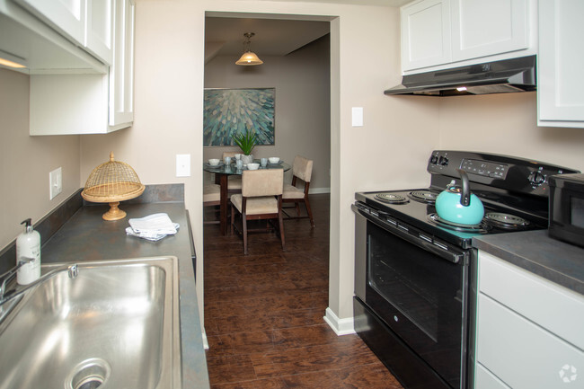 Auburn Ridge Town Homes 64 Photos 7 Reviews Apartment For