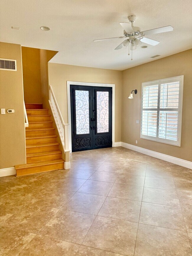 Foto del edificio - Beautiful Home in Scripps Ranch