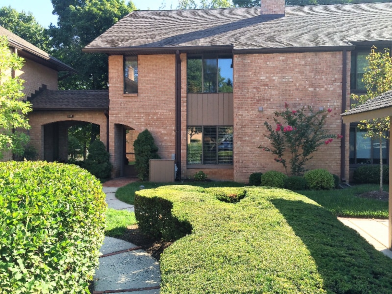 Photo - 144 Woodgate Ln