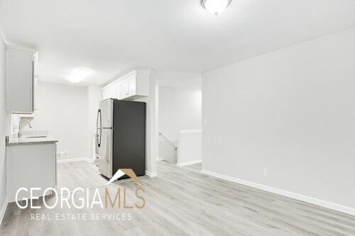 Foto del edificio - 2369 Brentford Pl