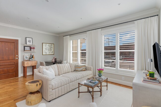 Building Photo - Luxury Condo in the Village District of Downtown Raleigh - Walking Distance to Shopping + Dining