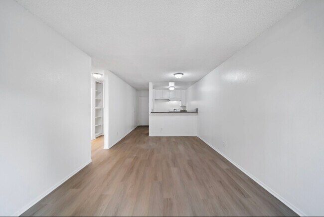Foto del edificio - 1008 Rosemont Ave