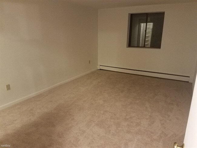 Building Photo - 252 Revere Beach Pkwy