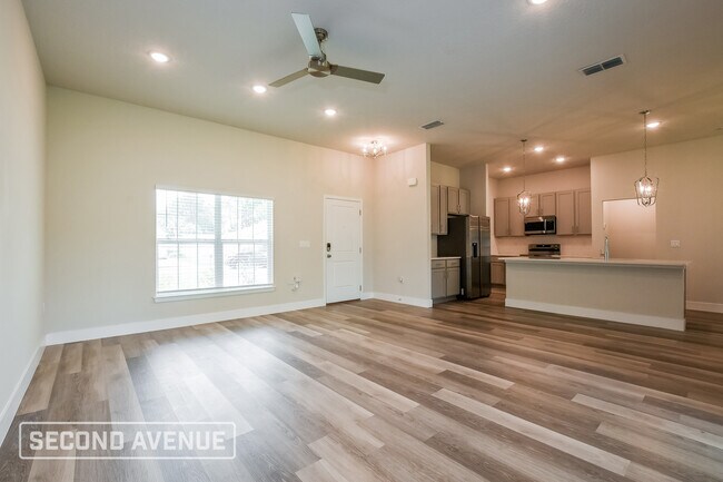 Foto del edificio - 27 Powder Hill Ln