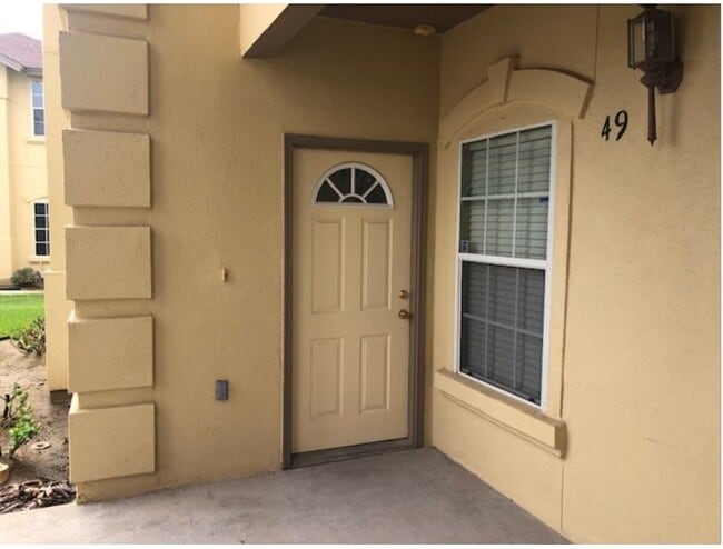 Building Photo - 9804 Cantera Ct