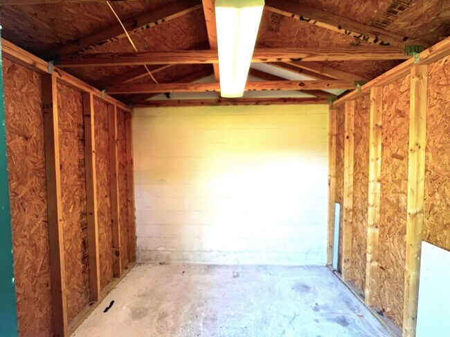Foto del edificio - 3039 Headland Ave