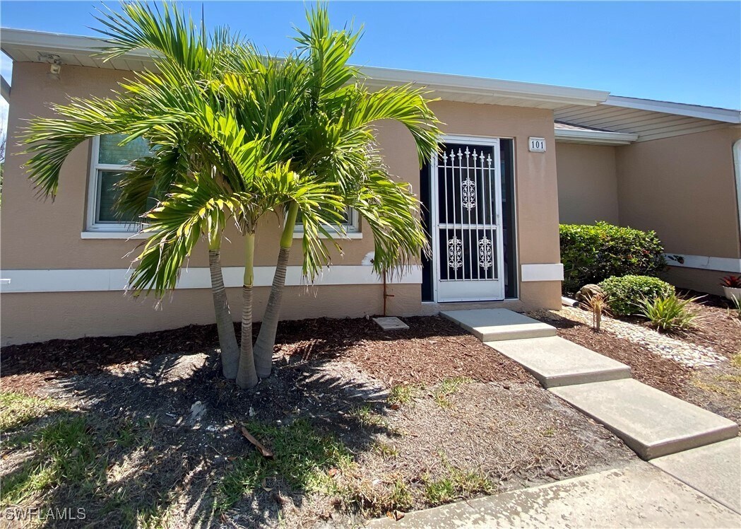 Primary Photo - 16841 Sanibel Sunset Ct