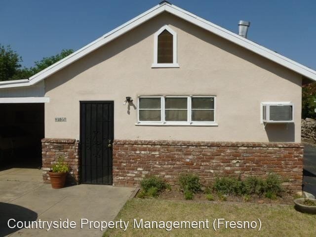 Building Photo - 3531-3535 N Bungalow Ln
