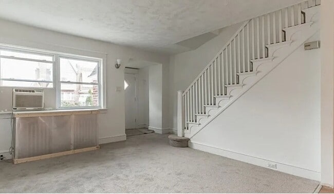 Building Photo - Charming 2BR House in Philadelphia